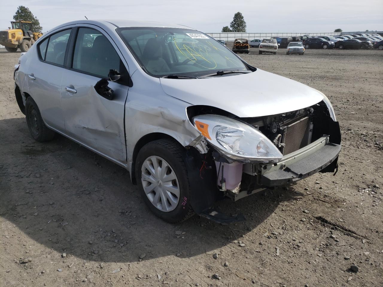NISSAN VERSA S 2013 with VIN 3N1CN7AP4DL842726 - Photo from auction