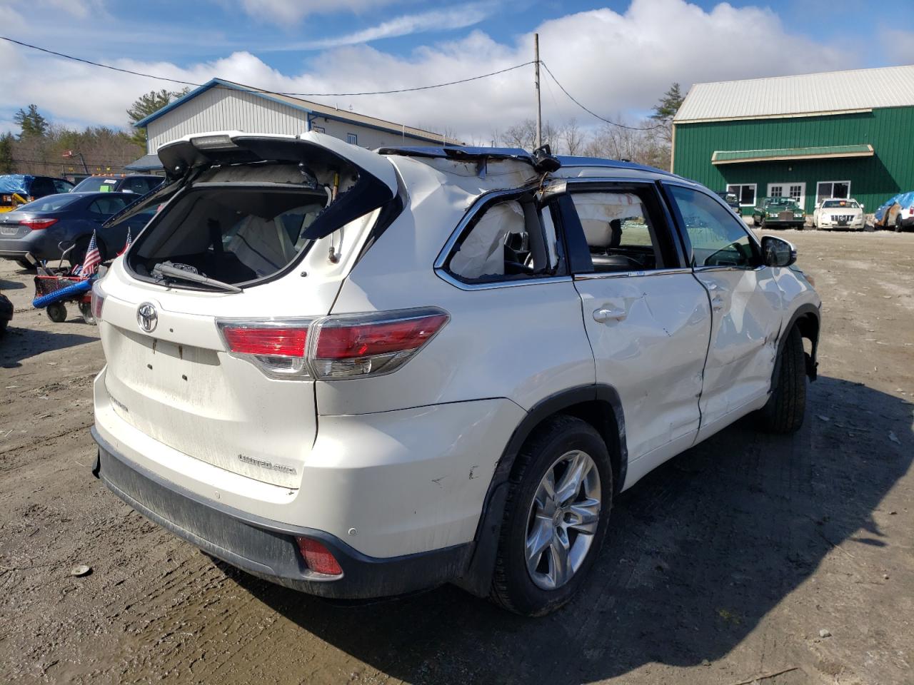 Photo 4 from auction – 2014 TOYOTA HIGHLANDER with VIN 5TDDKRFH6ES056106