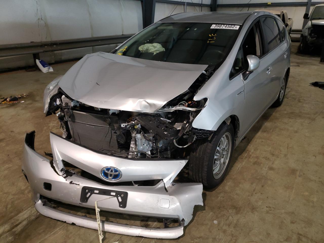 Photo 2 from auction – 2014 TOYOTA PRIUS V with VIN JTDZN3EUXE3337089