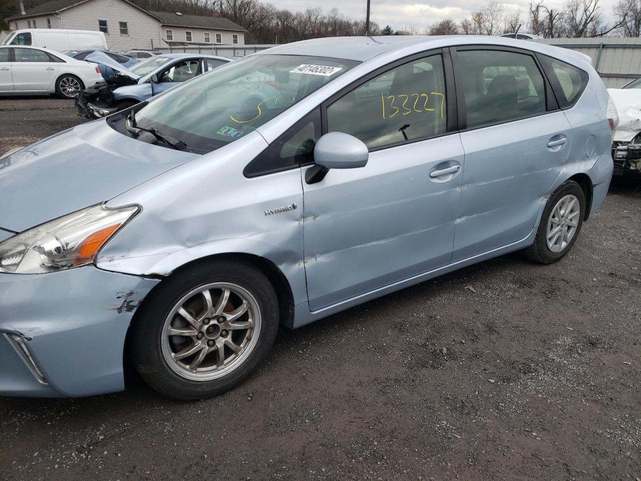 Photo 9 from auction – 2013 TOYOTA PRIUS V with VIN JTDZN3EU6D3206109