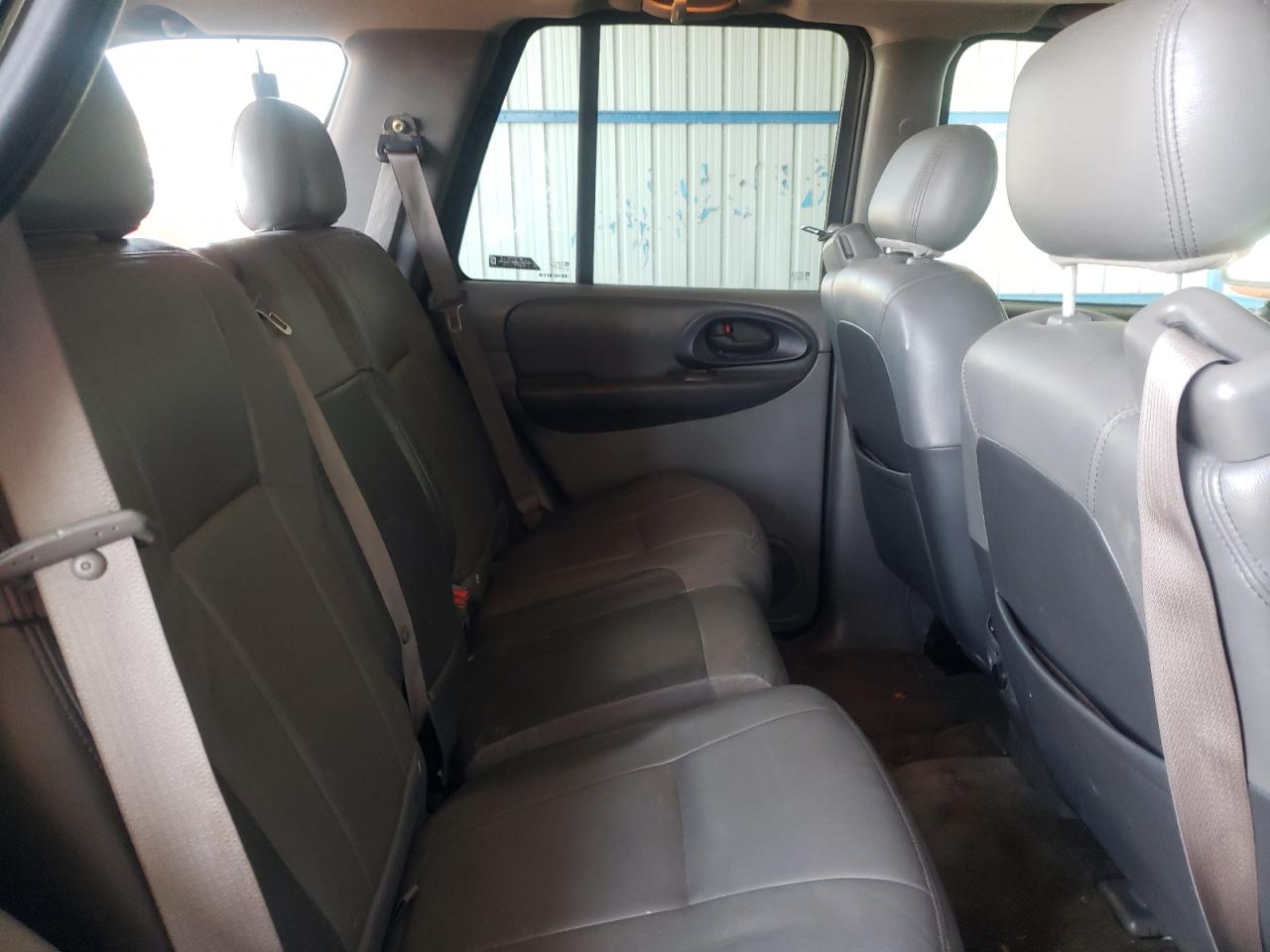 Photo 6 from auction – 2002 CHEVROLET TRAILBLAZE with VIN 1GNDT13S822411270