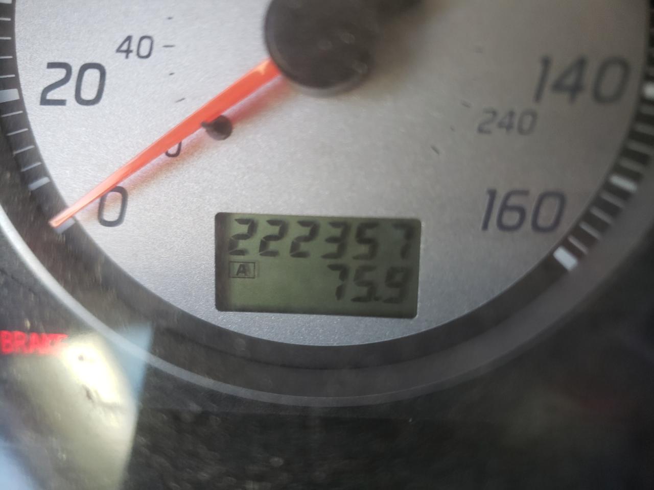 Photo 8 from auction – 2002 NISSAN MAXIMA GLE with VIN JN1DA31D22T424575