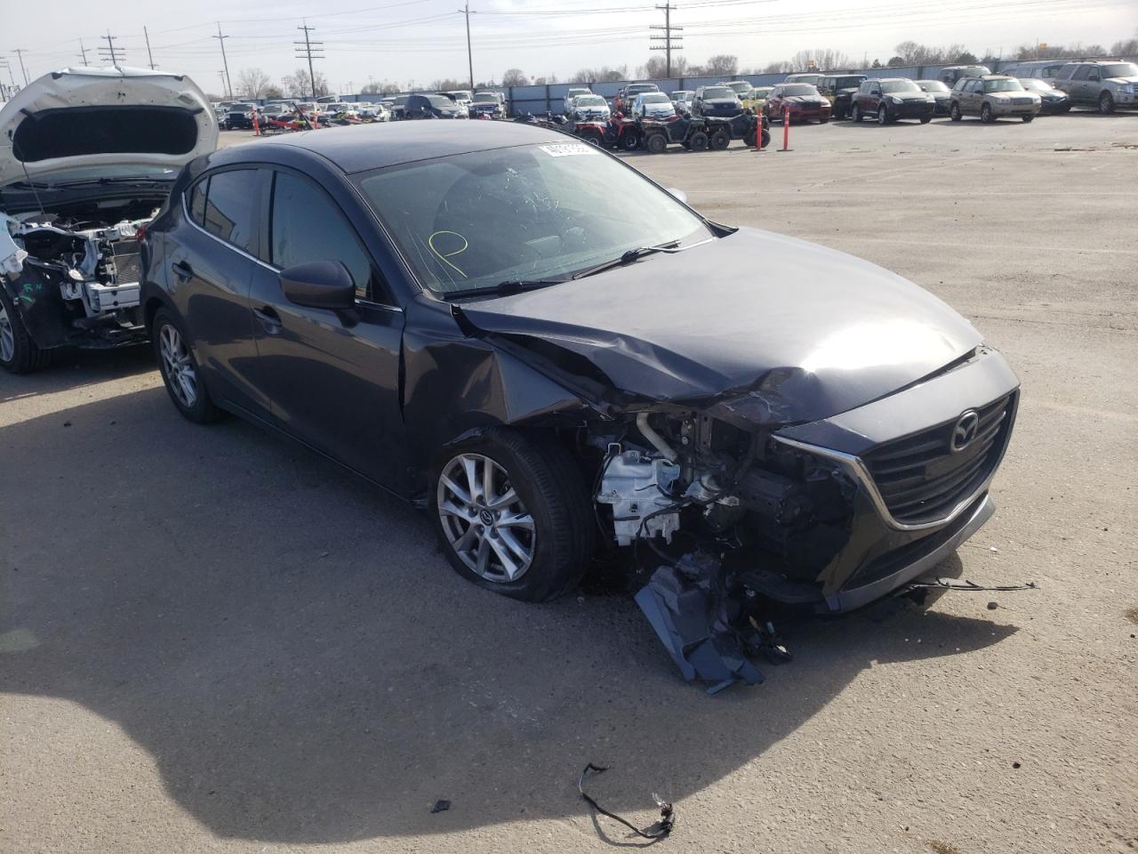 MAZDA 3 TOURING 2015 with VIN 3MZBM1L70FM226571 - Photo from auction