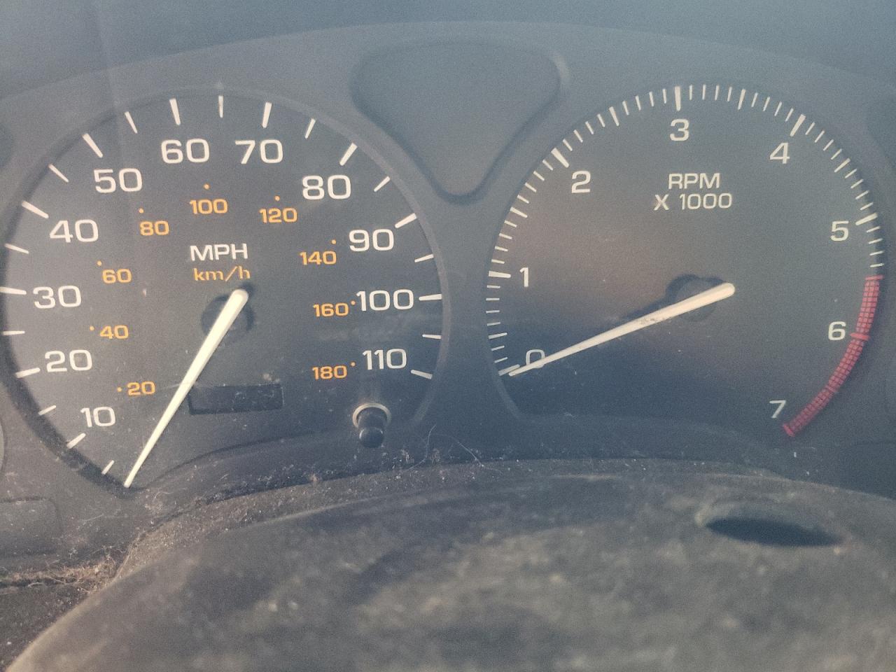 Photo 8 from auction – 2000 SATURN SL1 with VIN 1G8ZH5284YZ227290