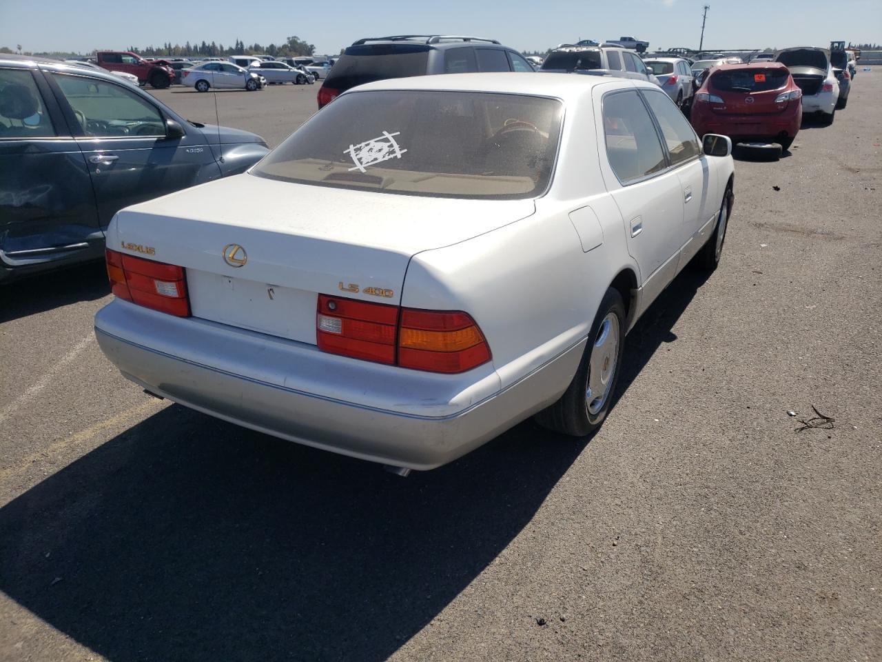 Photo 4 from auction – 2000 LEXUS LS 400 with VIN JT8BH28F5Y0172329