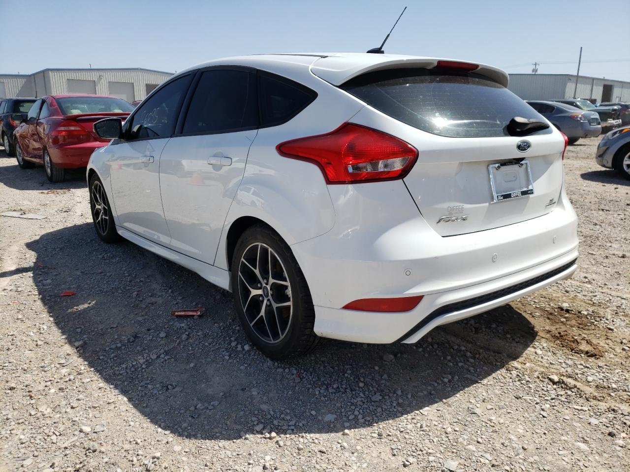 Photo 3 from auction – 2015 FORD FOCUS SE with VIN 1FADP3K20FL248288
