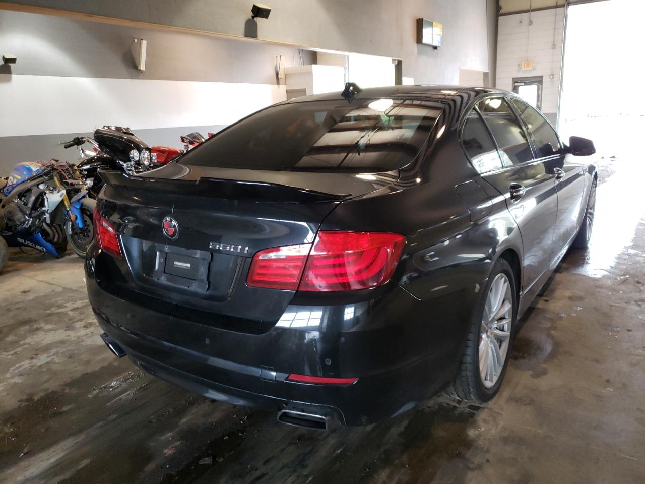 Photo 4 from auction – 2011 BMW 550 I with VIN WBAFR9C57BC270336
