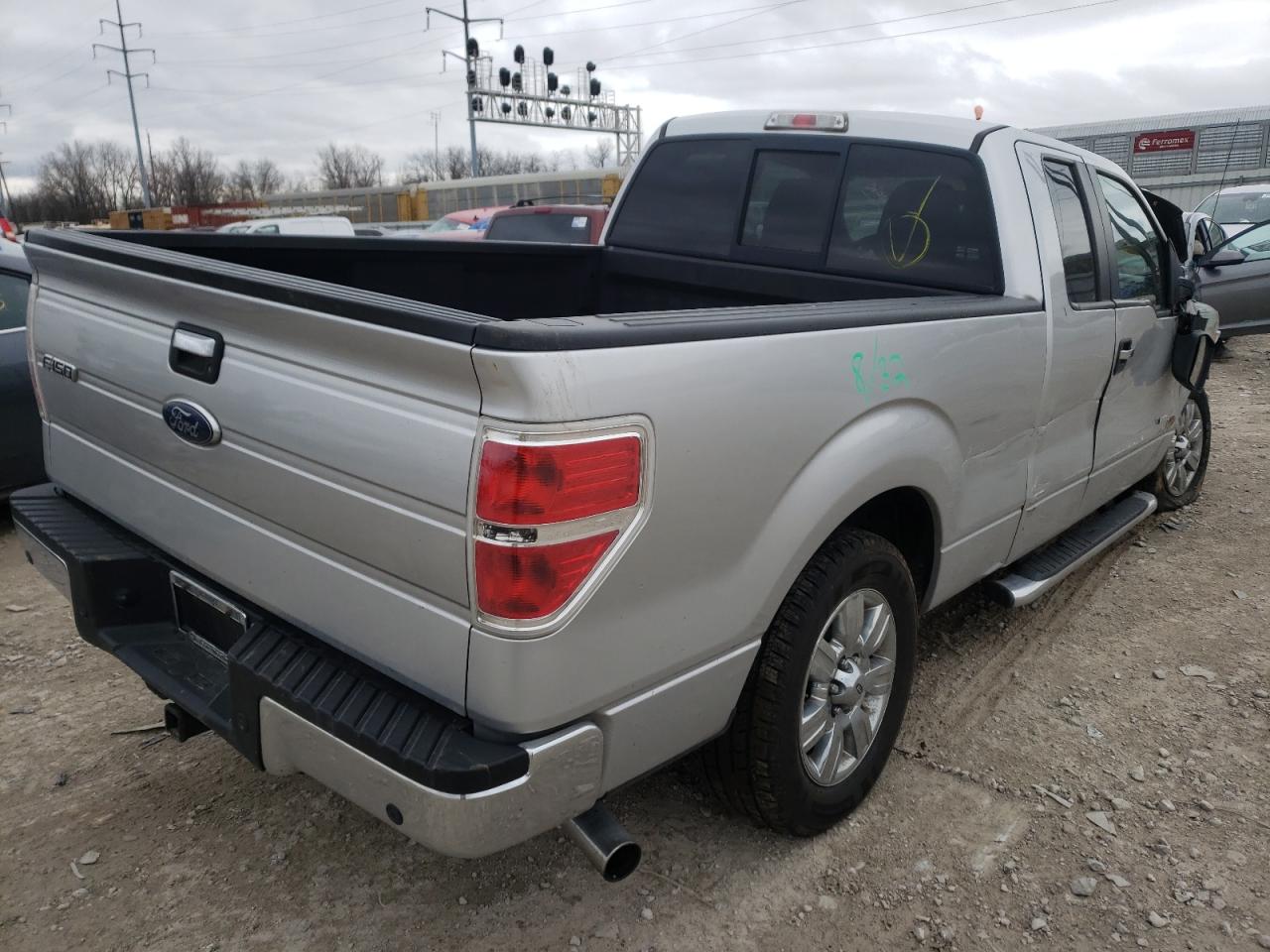 Photo 4 from auction – 2011 FORD F150 SUPER with VIN 1FTFX1CT3BFB31165