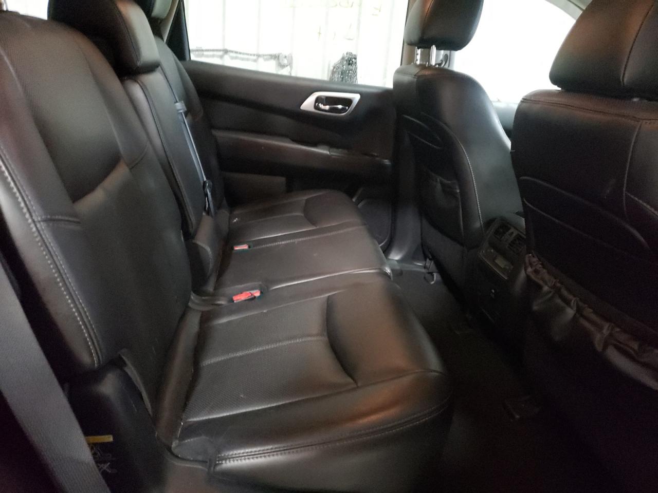 Photo 6 from auction – 2013 NISSAN PATHFINDER with VIN 5N1AR2MM7DC640869