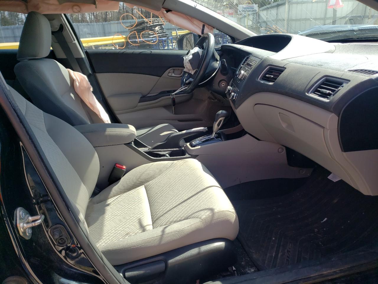 Photo 5 from auction – 2015 HONDA CIVIC LX with VIN 19XFB2F51FE095820