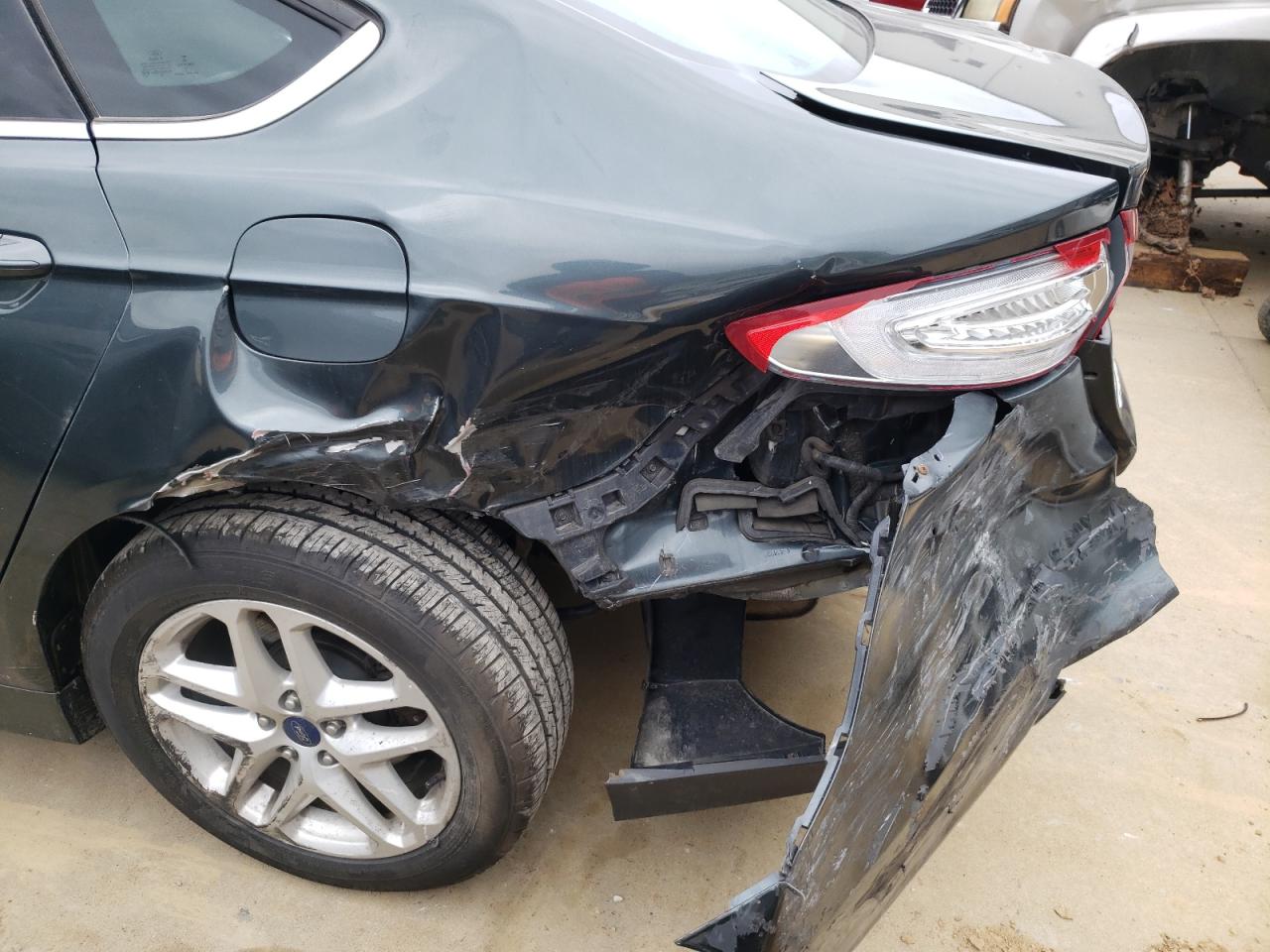 Photo 9 from auction – 2015 FORD FUSION SE with VIN 3FA6P0H77FR248347