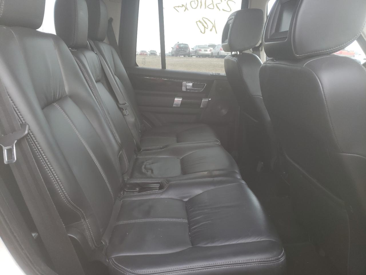 Photo 6 from auction – 2010 LAND ROVER LR4 HSE LU with VIN SALAK2D43AA537120