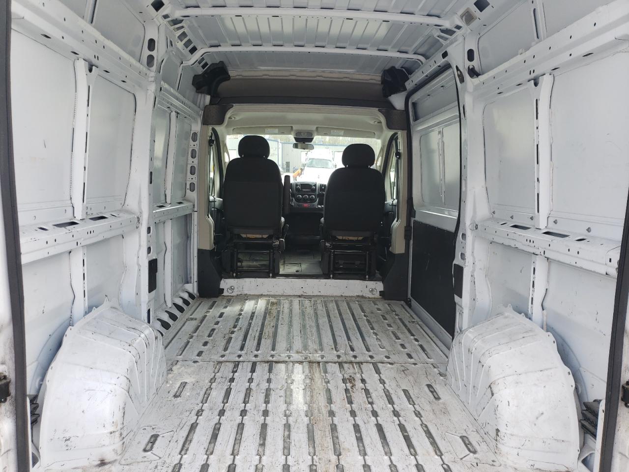 Photo 6 from auction – 2020 RAM PROMASTER with VIN 3C6TRVBG2LE127121