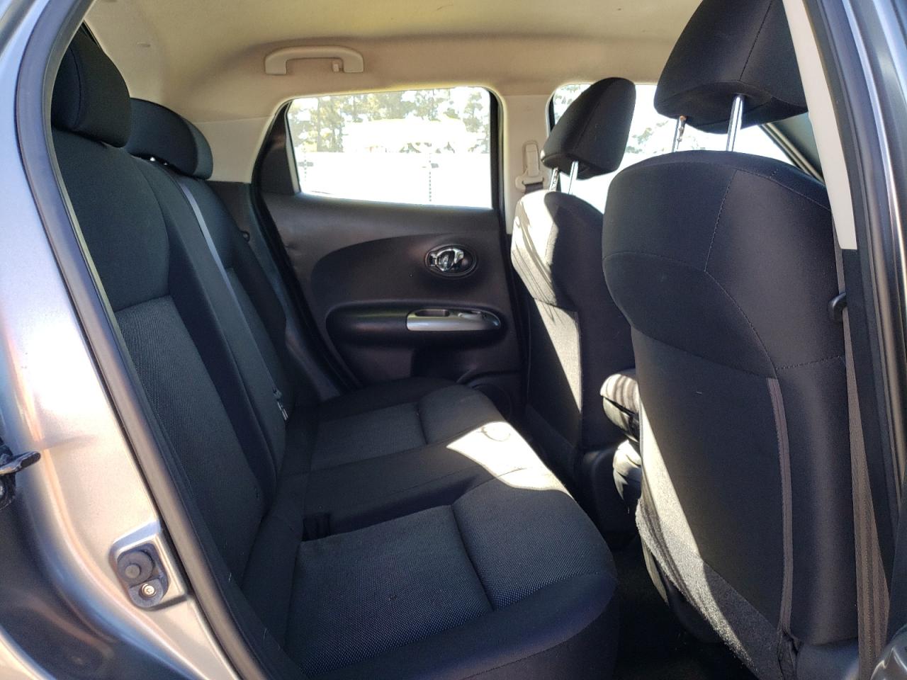 Photo 6 from auction – 2013 NISSAN JUKE S with VIN JN8AF5MR6DT216873