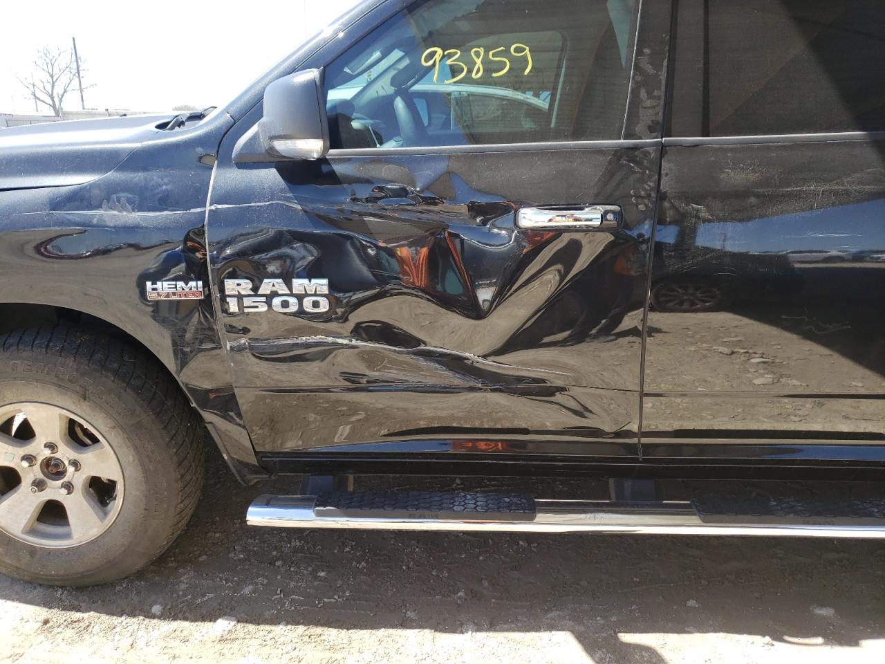 Photo 9 from auction – 2018 RAM 1500 SLT with VIN 1C6RR7LT3JS353017