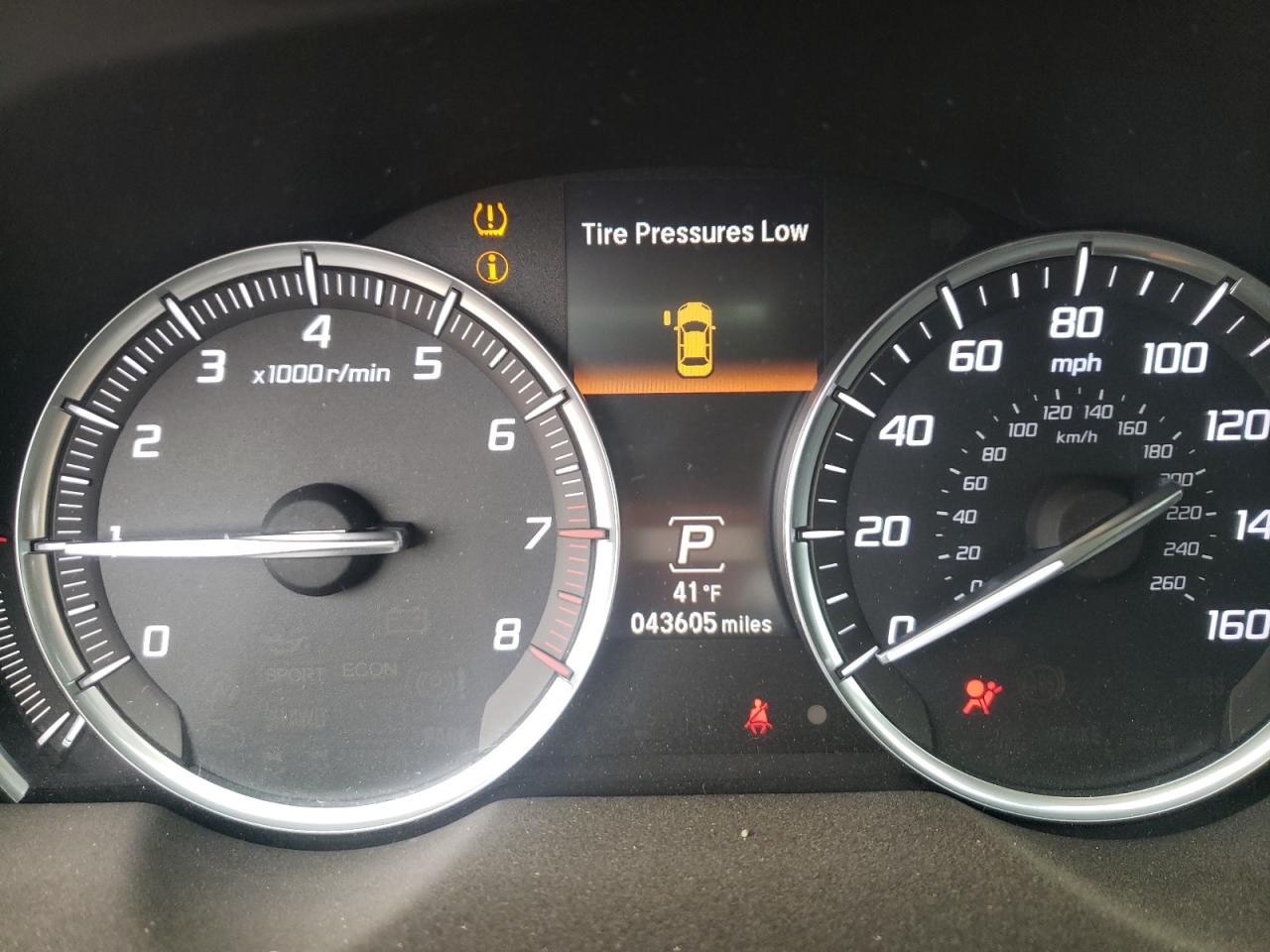 Photo 8 from auction – 2015 ACURA TLX TECH with VIN 19UUB3F55FA005666