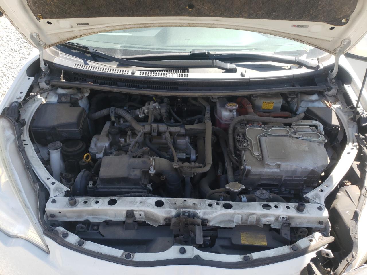 Photo 7 from auction – 2012 TOYOTA PRIUS C with VIN JTDKDTB3XC1022706