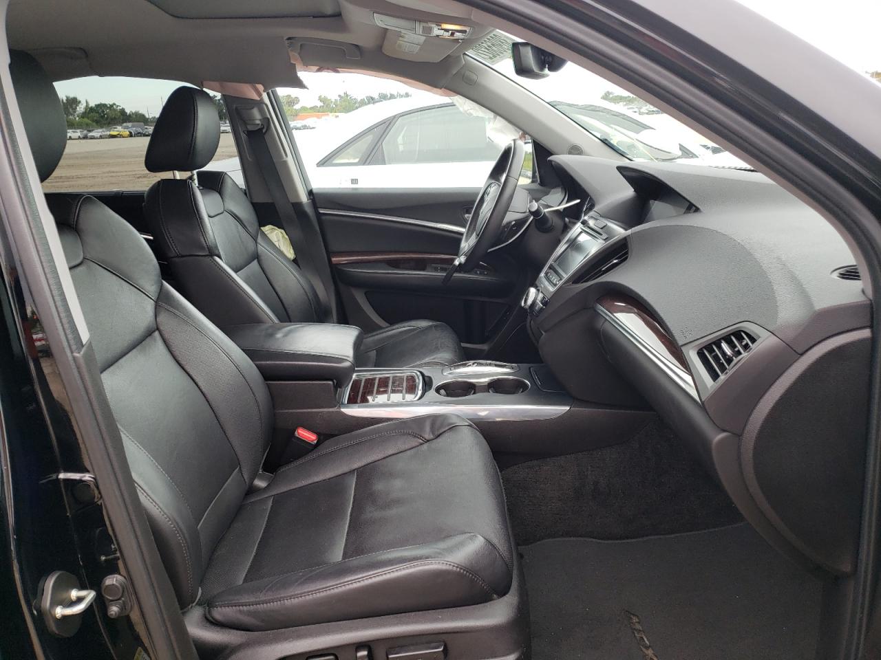 Photo 5 from auction – 2016 ACURA MDX ADVANC with VIN 5FRYD4H94GB006850