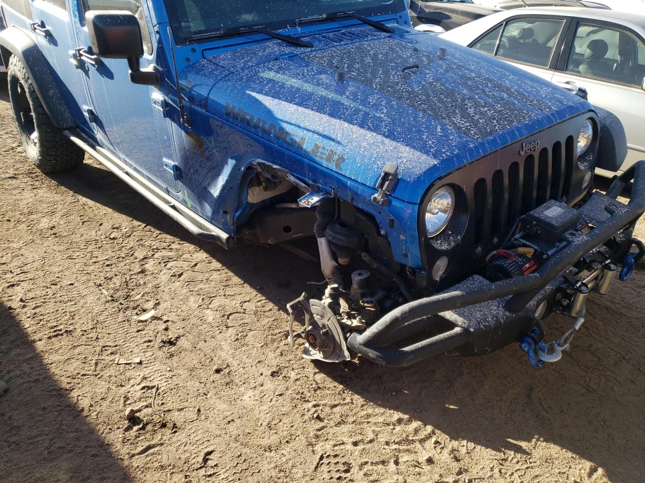 Photo 9 from auction – 2016 JEEP WRANGLER U with VIN 1C4BJWDG4GL180270