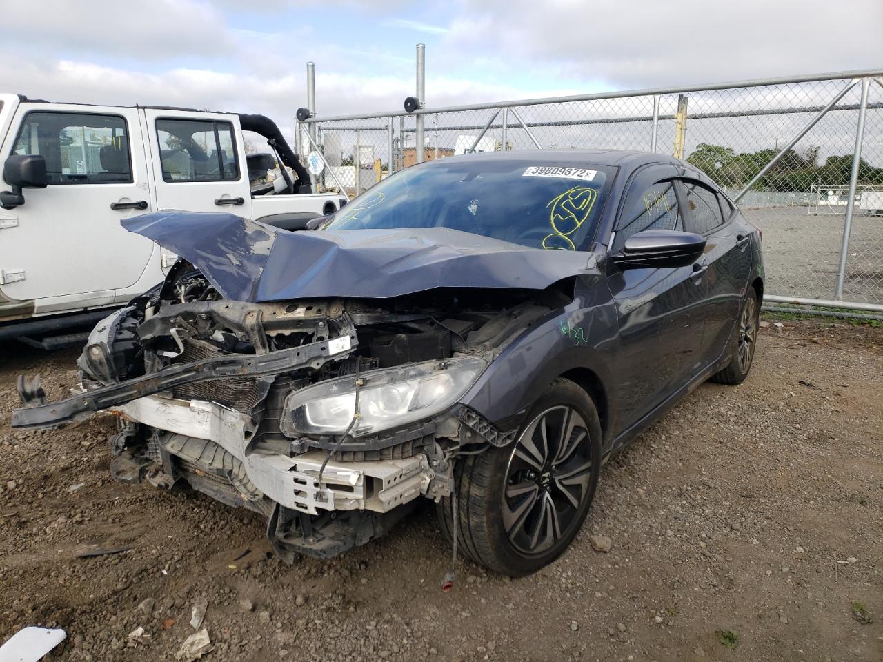 Photo 2 from auction – 2016 HONDA CIVIC EX with VIN 2HGFC1F38GH656155