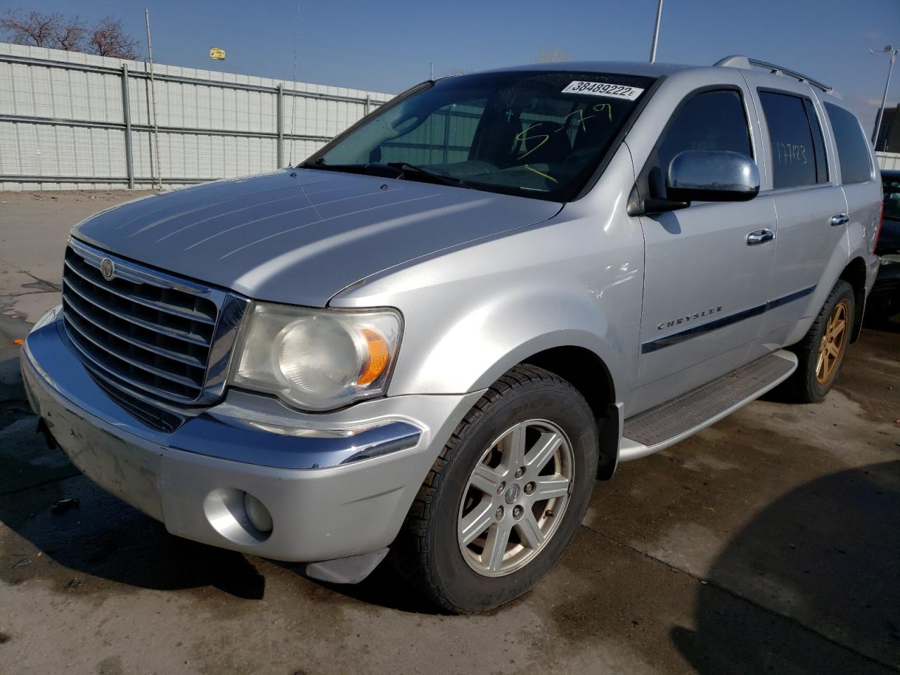 Photo 2 from auction – 2008 CHRYSLER ASPEN LIMI with VIN 1A8HW58N18F136315