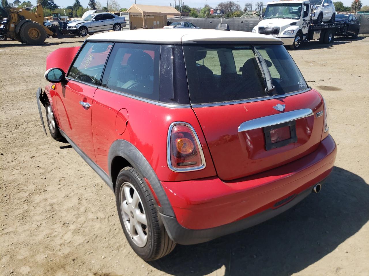 Photo 3 from auction – 2009 MINI COOPER with VIN WMWMF33569TU72379