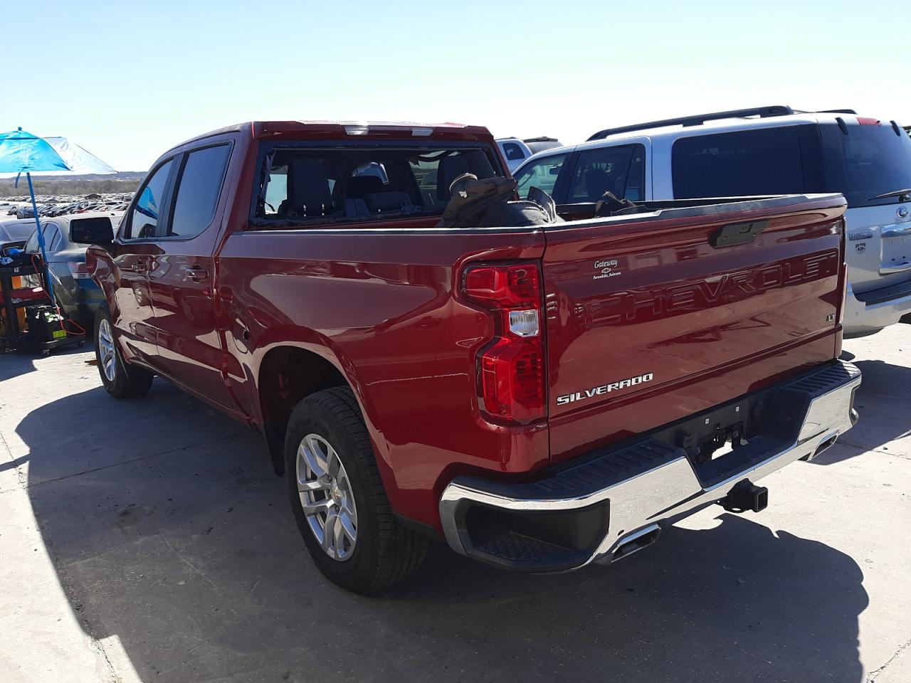 Photo 3 from auction – 2019 CHEVROLET SILVERADO with VIN 3GCUYDED0KG108436