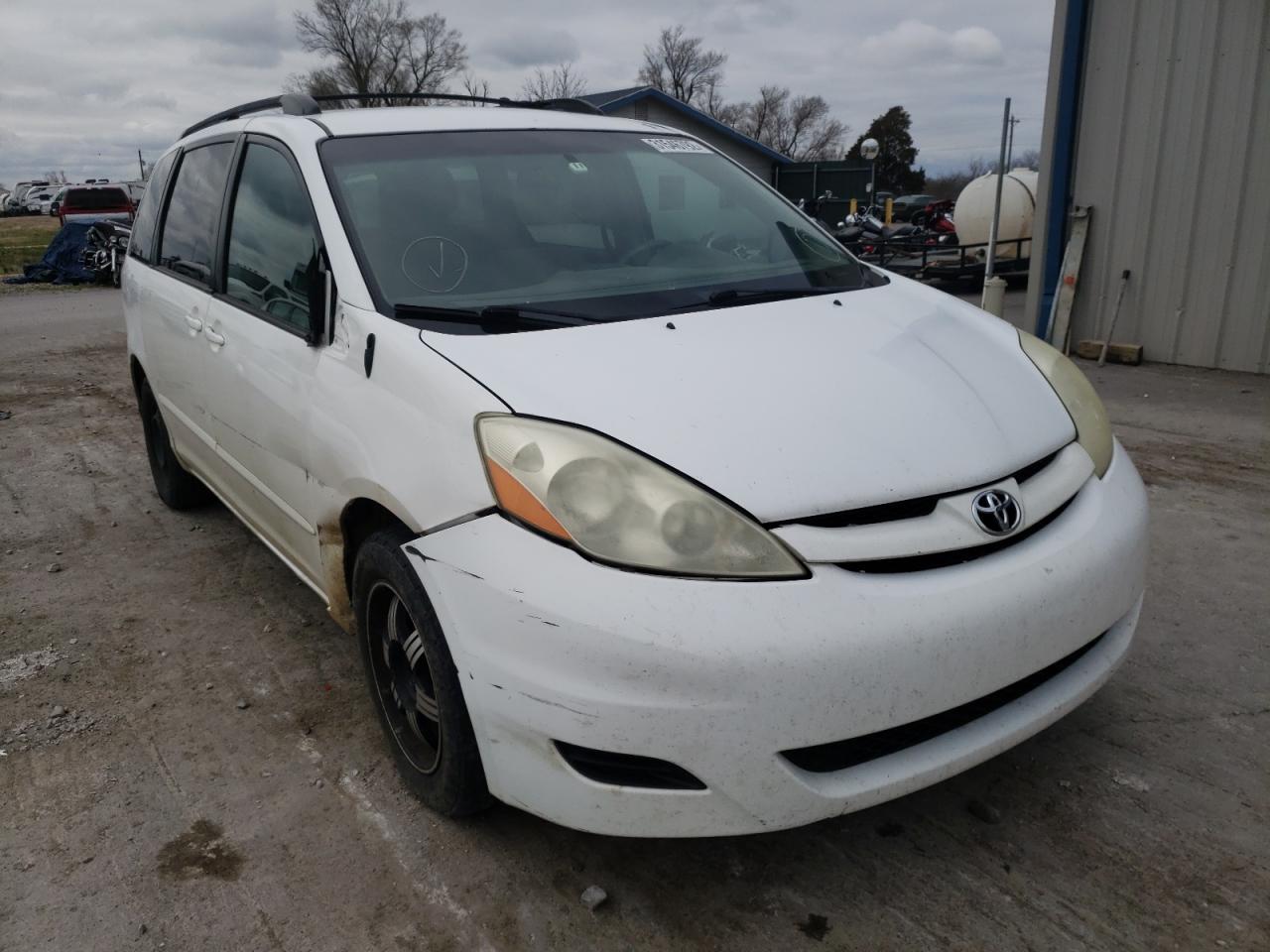Photo 1 from auction – 2010 TOYOTA SIENNA CE with VIN 5TDKK4CC4AS310991