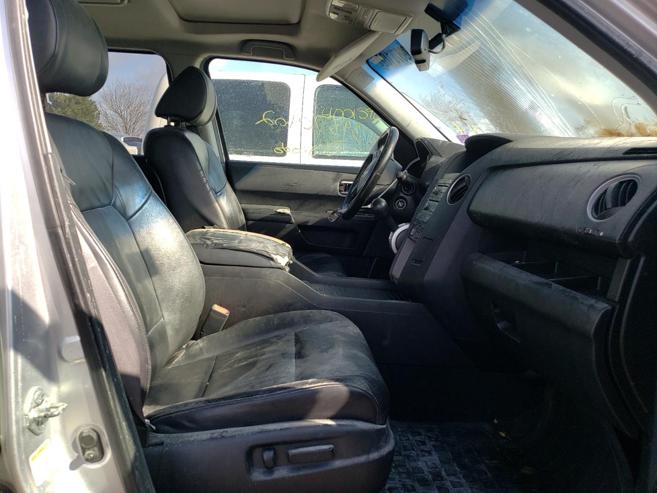 Photo 5 from auction – 2010 HONDA PILOT EXL with VIN 5FNYF4H60AB003291