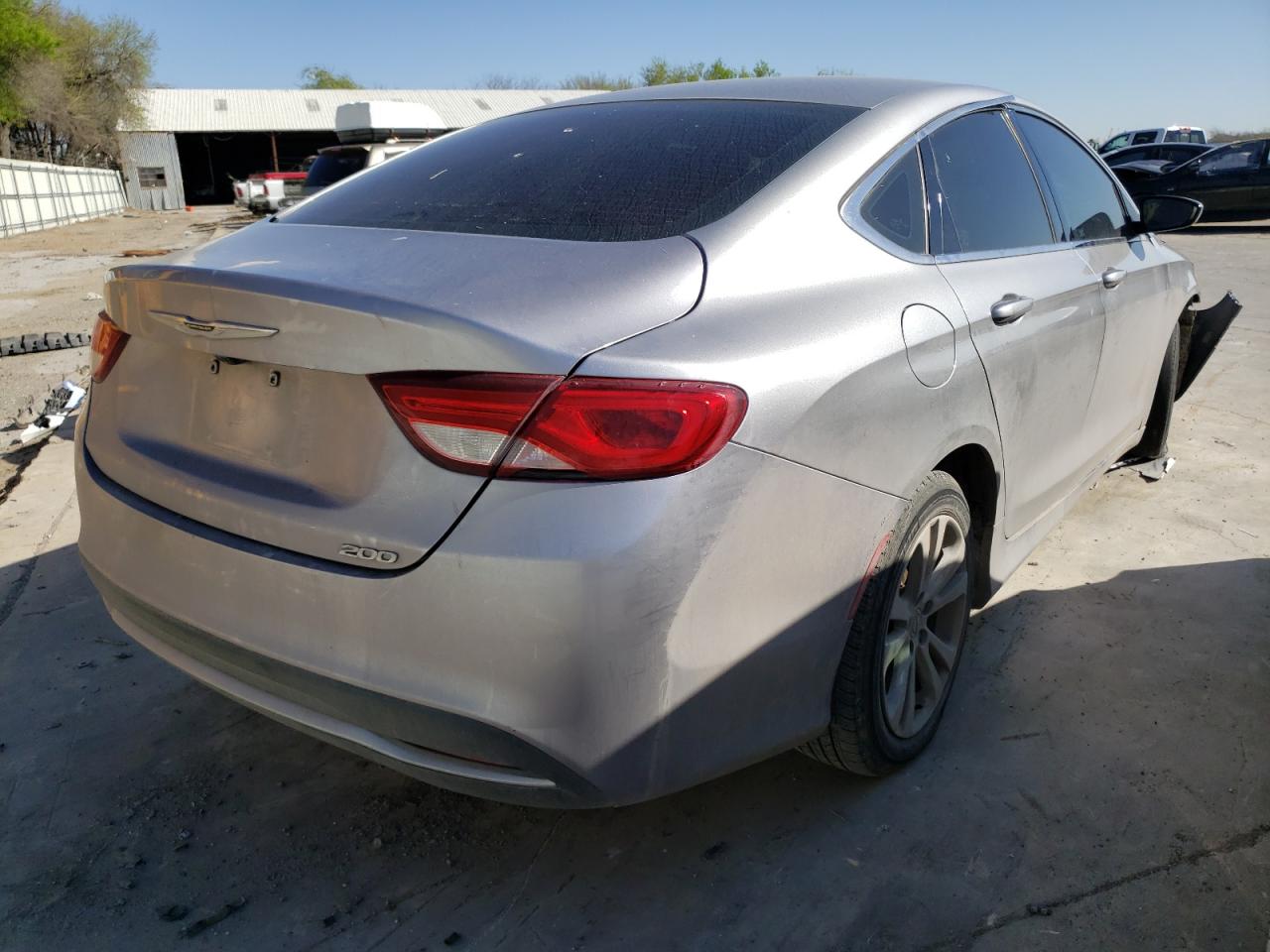 Photo 4 from auction – 2016 CHRYSLER 200 LIMITE with VIN 1C3CCCAB2GN117439