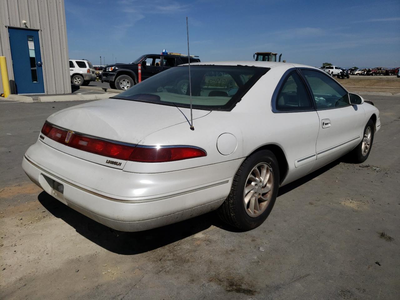Photo 4 from auction – 1995 LINCOLN MARK VIII with VIN 1LNLM91V6SY733038