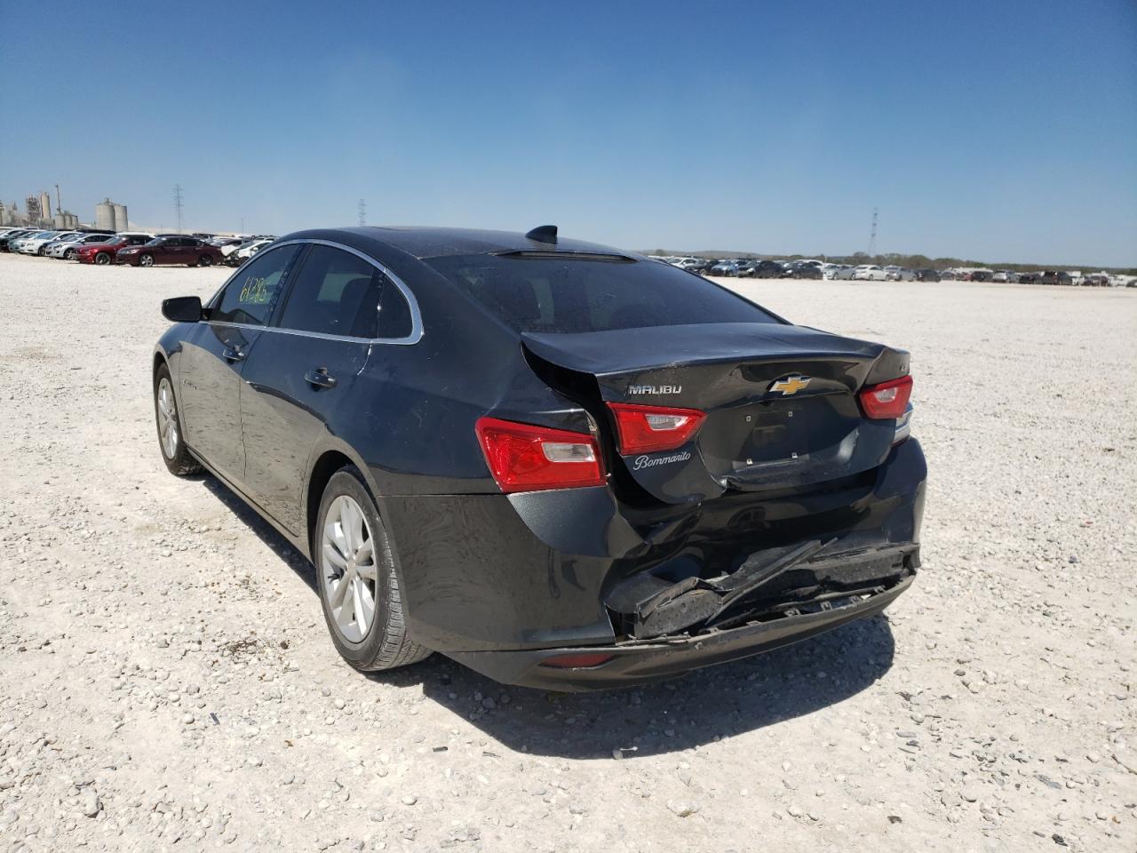 Photo 3 from auction – 2018 CHEVROLET MALIBU LT with VIN 1G1ZD5ST3JF238951
