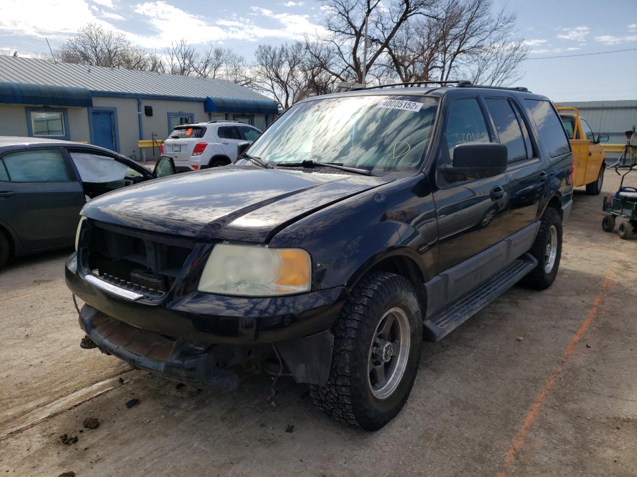 Photo 2 from auction – 2003 FORD EXPEDITION with VIN 1FMPU16L13LA33467
