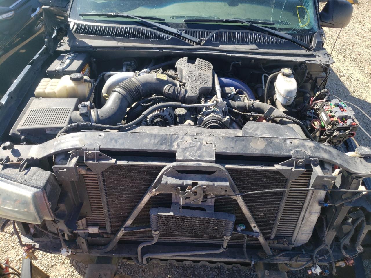 Фото 7 с аукциона – 2004 CHEVROLET SILVERADO с VIN 1GCHK29154E106005