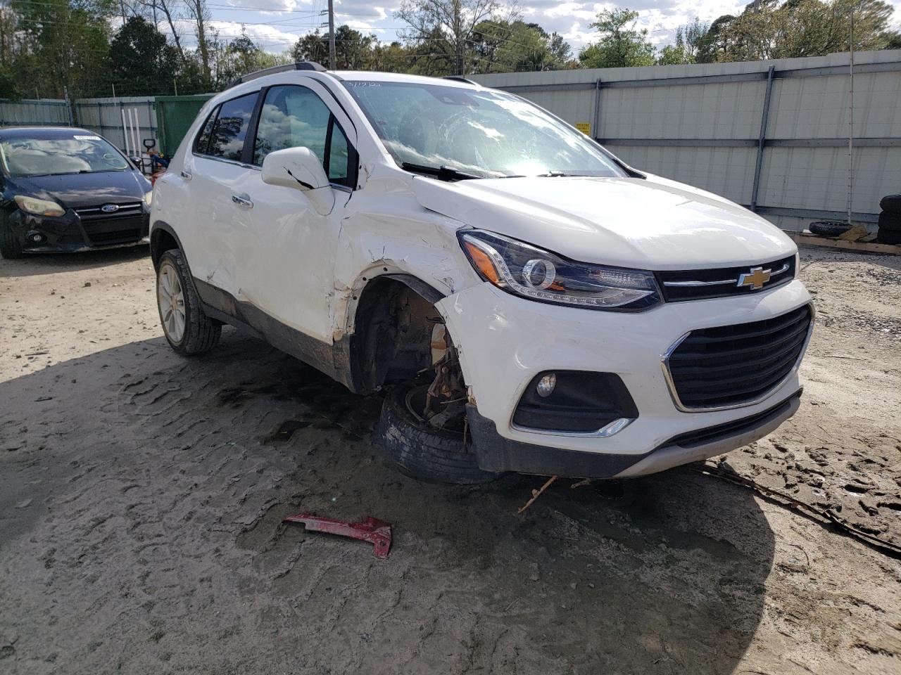 CHEVROLET TRAX PREMI 2017 with VIN 3GNCJMSB0HL257844 - Photo from auction