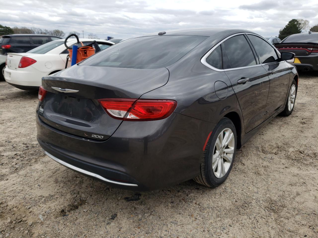 Photo 4 from auction – 2015 CHRYSLER 200 LIMITE with VIN 1C3CCCAB4FN706331