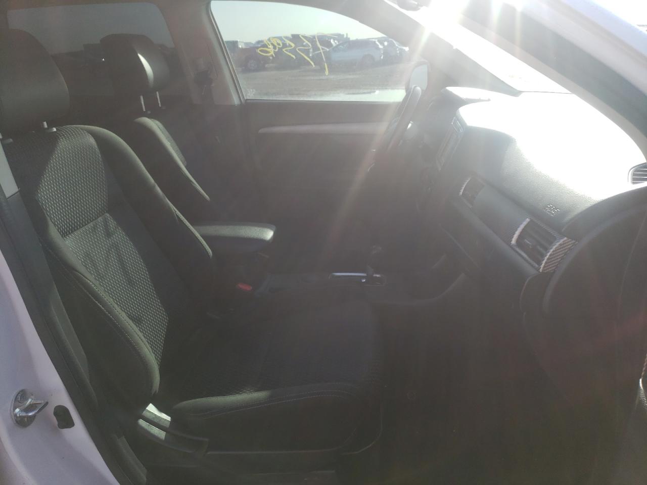 Photo 5 from auction – 2016 MITSUBISHI OUTLANDER with VIN JA4AD2A32GZ015791