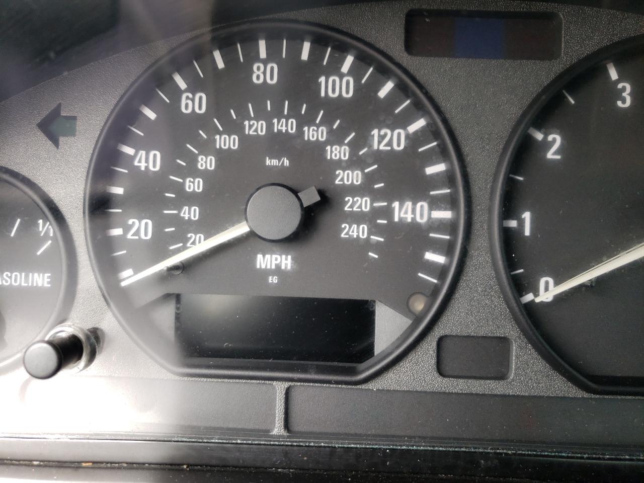 Photo 8 from auction – 1999 BMW Z3 2.3 with VIN 4USCH9337XLF82636