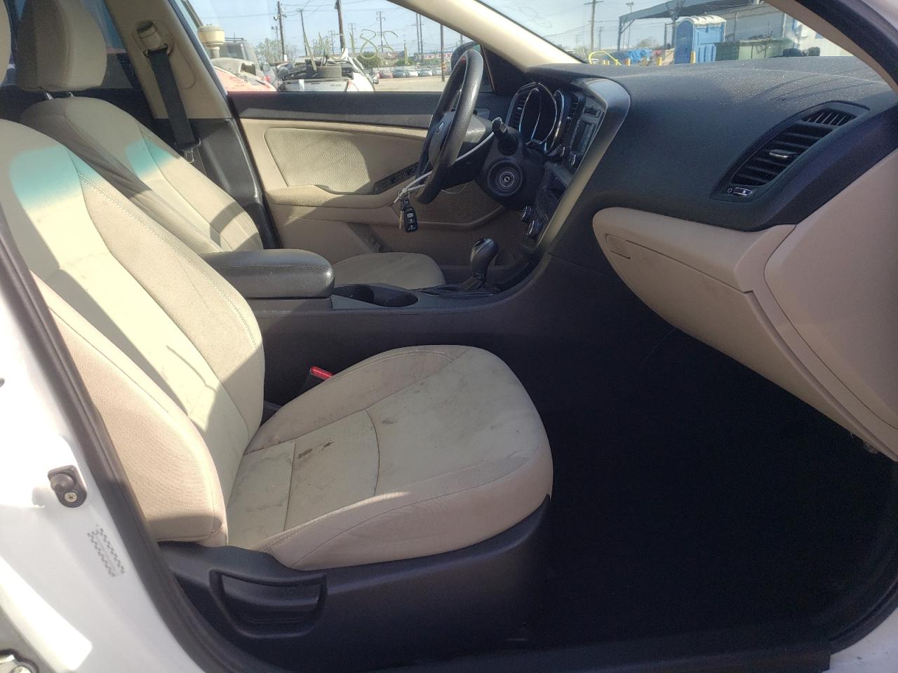 Photo 5 from auction – 2013 KIA OPTIMA LX with VIN KNAGM4A7XD5398166
