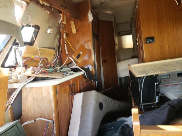 Photo 6 from auction – 2016 MERCEDES-BENZ SPRINTER 3 with VIN WDAPF4CC7G9689215