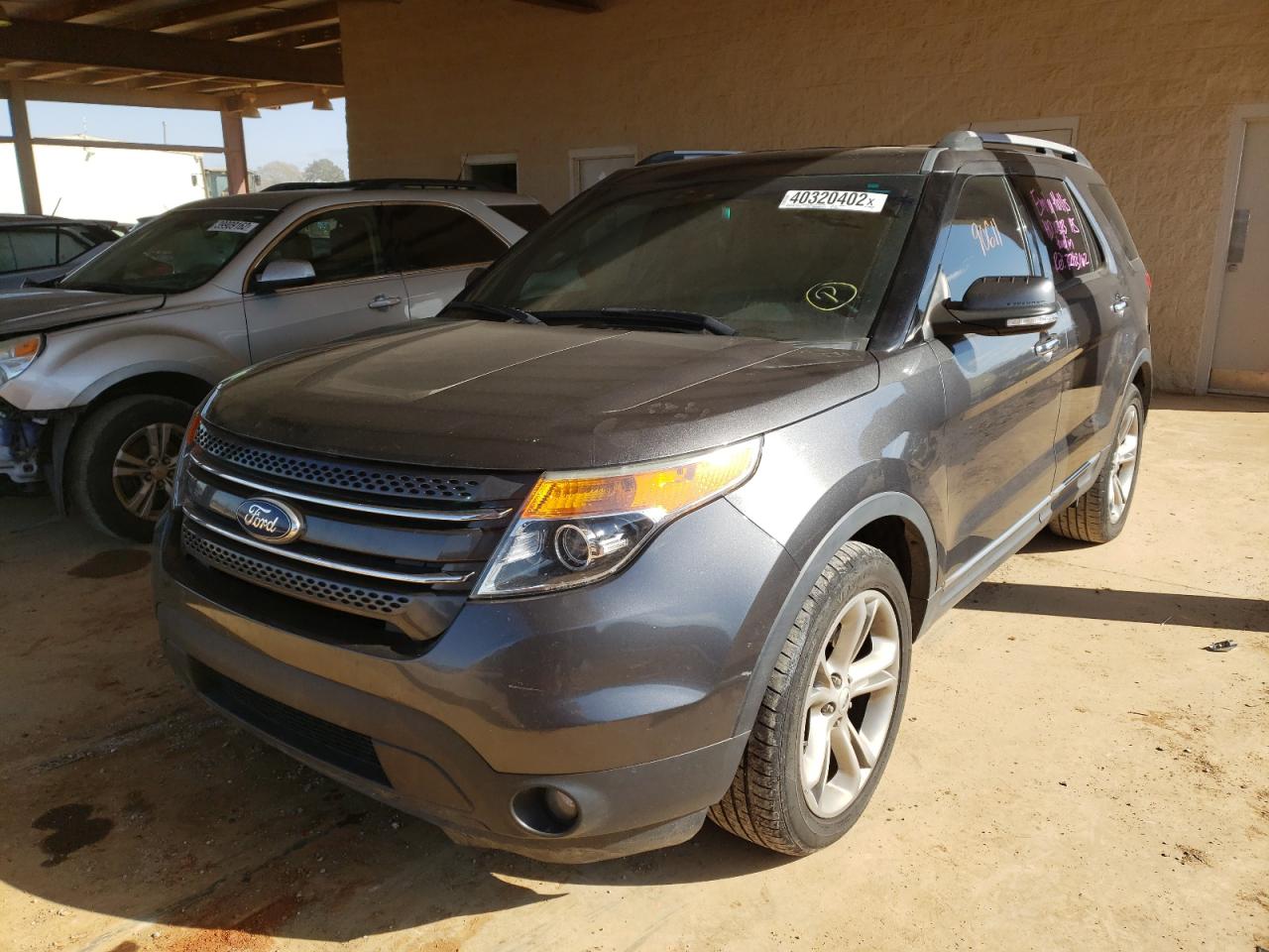 Foto 2 de la subasta – 2015 FORD EXPLORER L con VIN 1FM5K7F86FGC06862
