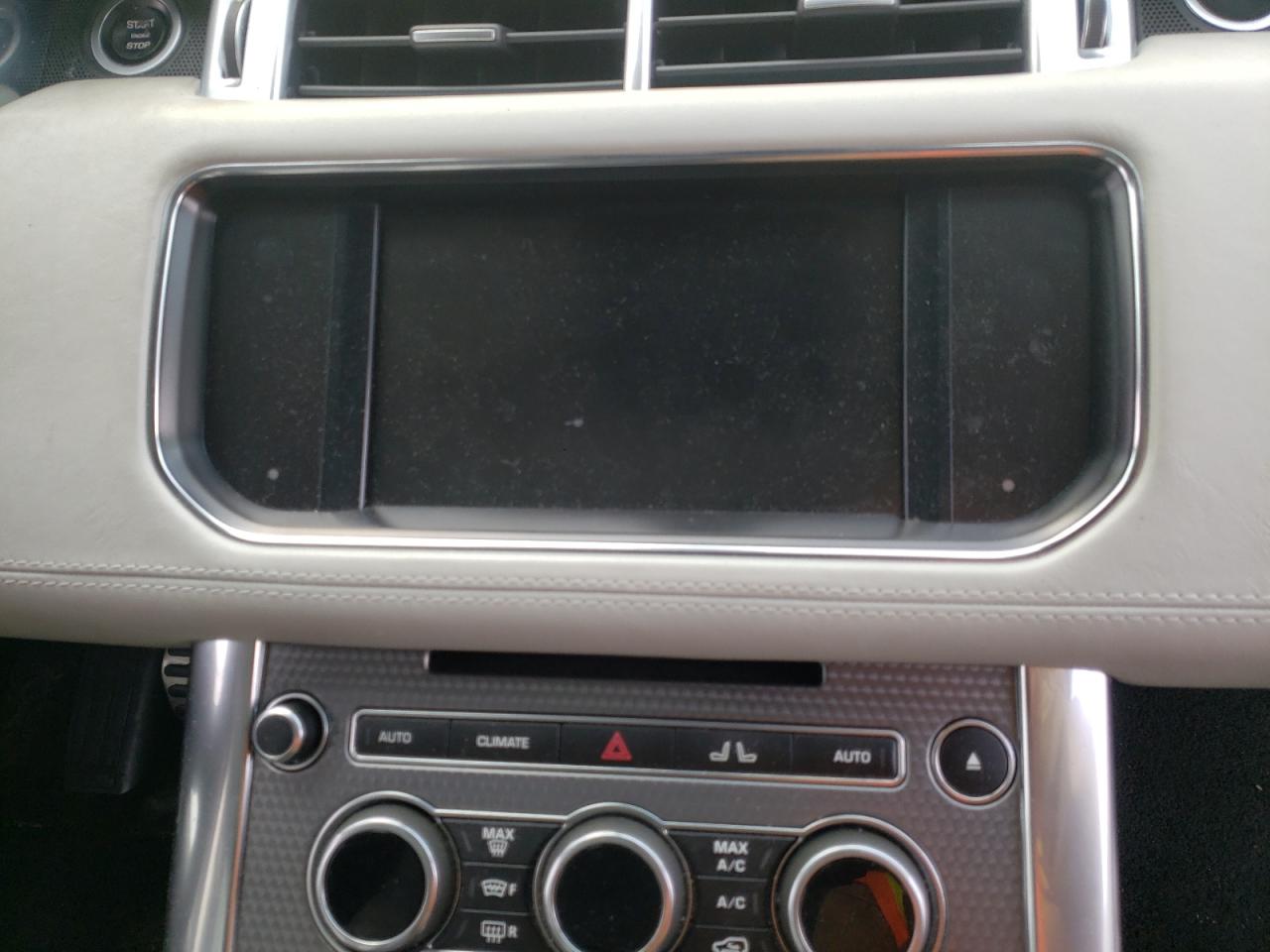 Photo 9 from auction – 2015 LAND ROVER RANGE ROVE with VIN SALWZ2EF6FA530834