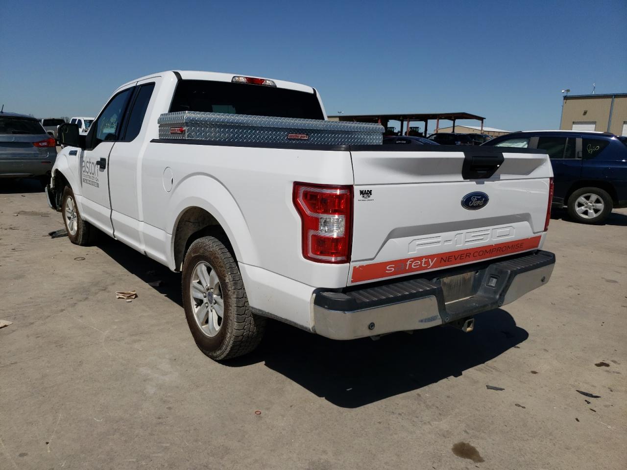 Photo 3 from auction – 2018 FORD F150 SUPER with VIN 1FTEX1CP5JKC57452