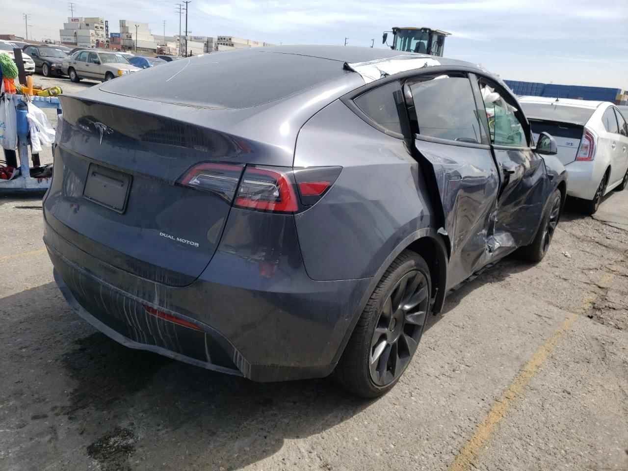 Zdjęcie 4 z aukcji – 2021 TESLA MODEL Y z VIN 5YJYGDEE5MF141812