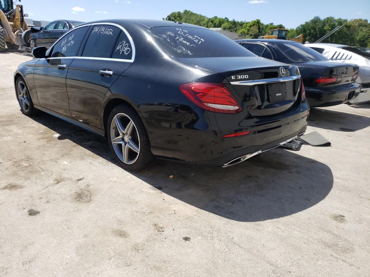 Photo 3 from auction – 2017 MERCEDES-BENZ E 300 with VIN WDDZF4JB2HA007816