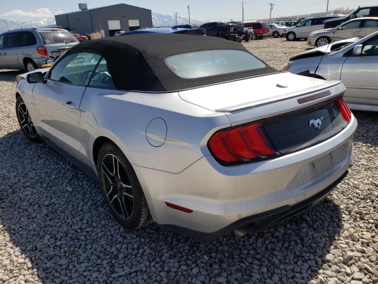 Photo 3 from auction – 2018 FORD MUSTANG with VIN 1FATP8UH2J5138933