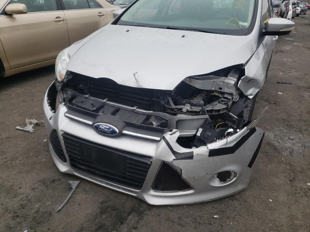 Photo 9 from auction – 2014 FORD FOCUS SE with VIN 1FADP3K2XEL314473