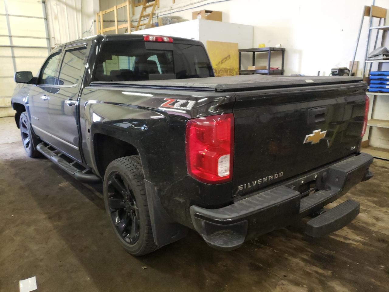 Photo 3 from auction – 2018 CHEVROLET SILVERADO with VIN 3GCUKSEJ0JG196947