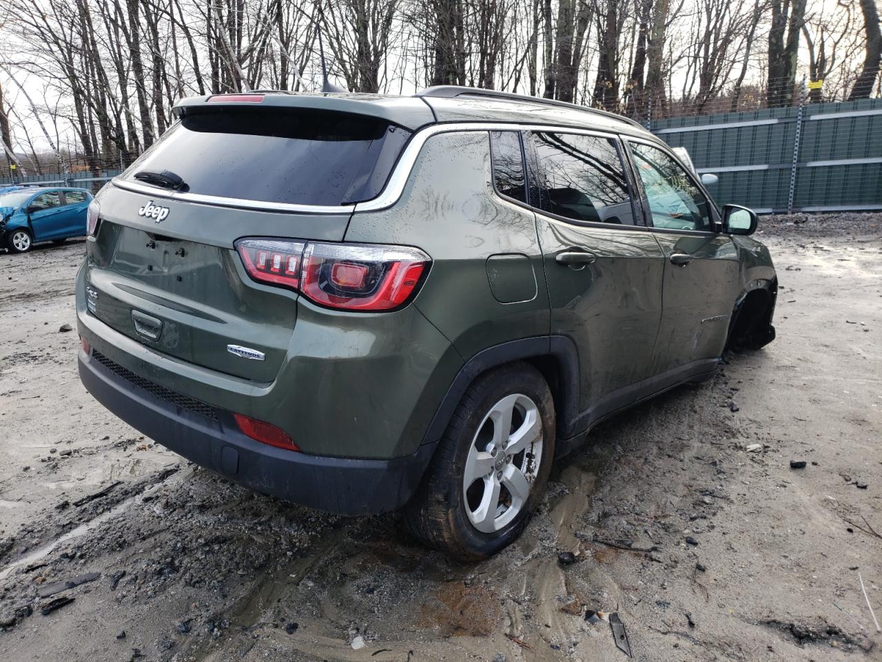 Фото 4 с аукциона – 2019 JEEP COMPASS LA с VIN 3C4NJDBB6KT786773