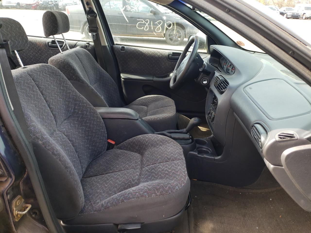 Photo 5 from auction – 1998 DODGE STRATUS with VIN 1B3EJ46X3WN103716